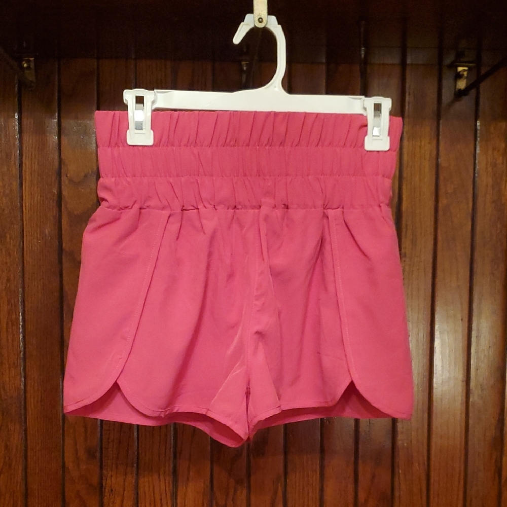 NEW IN Pink Women's Shorts With Lining